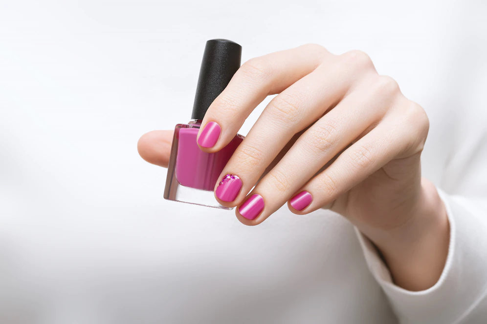 5 Best Long Lasting Nail Polish in India Lenphor