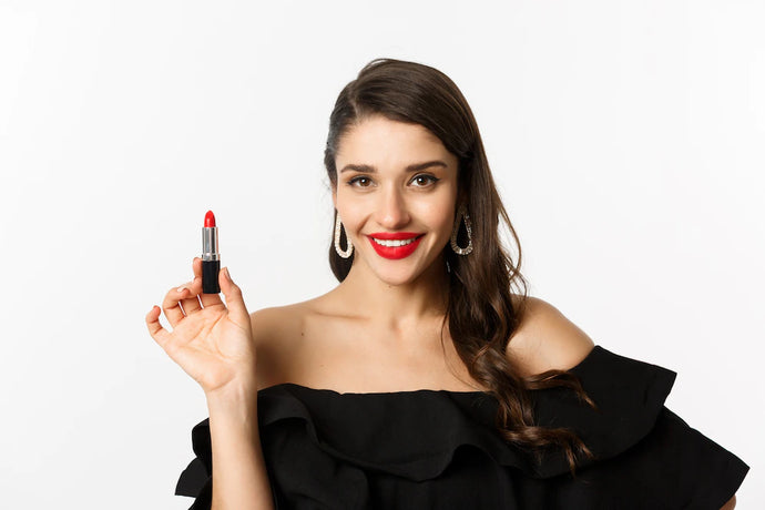 How To Choose The Best Smudge Proof Lipstick?
