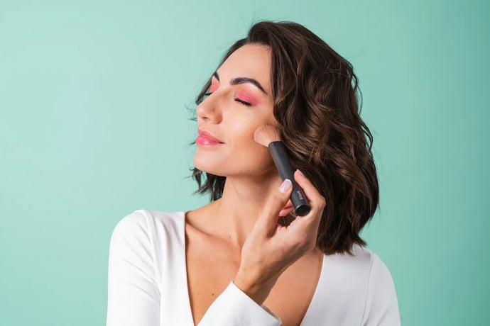 How to Pick the Best Cheekylicious Powder Blush for Your Skin Tone?