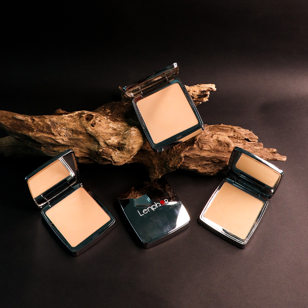 Matte Compact Powder With SPF 25